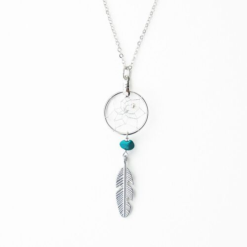 Monague Native Crafts Ltd. 0.75" Capteur de rêves pendentif avec charme de plume et pierre turquoise