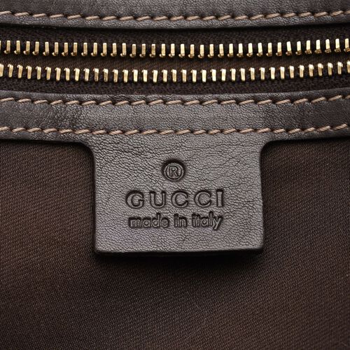 Gucci GG Crystal Shoulder Bag Pièce de luxe authentique d’occasion