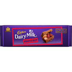 Cadbury Dairy Milk tablette de chocolat avec fruits et noix